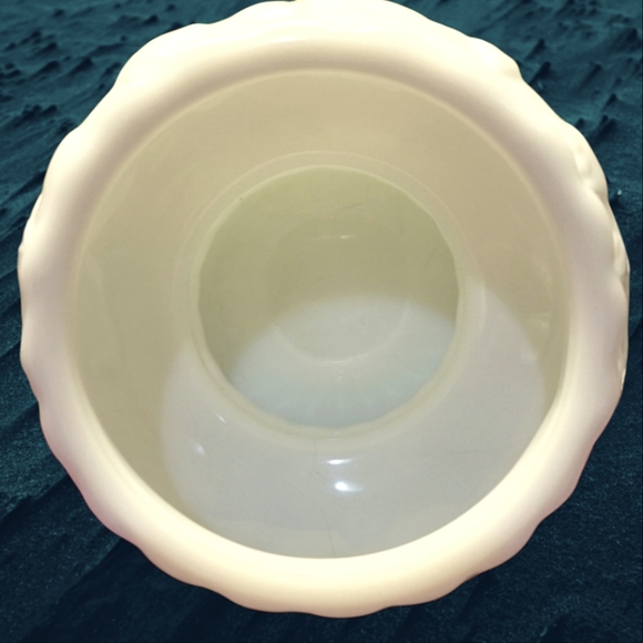 Vtg White Milk Glass Pedestal Candy Nut Compote Dish Bowl With Embossed Leaves - Picture 2 of 4